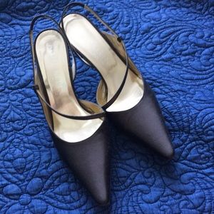 Vintage Anne Klein slingback pumps